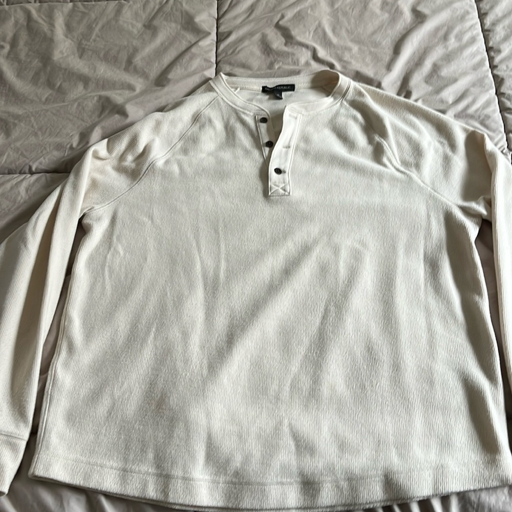 Banana Republic men’s pullover shirt xl cream
